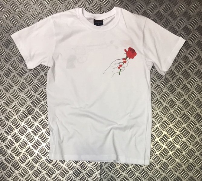 GÜL VE SİLAH Baskılı T-shirt BEYAZ - XL